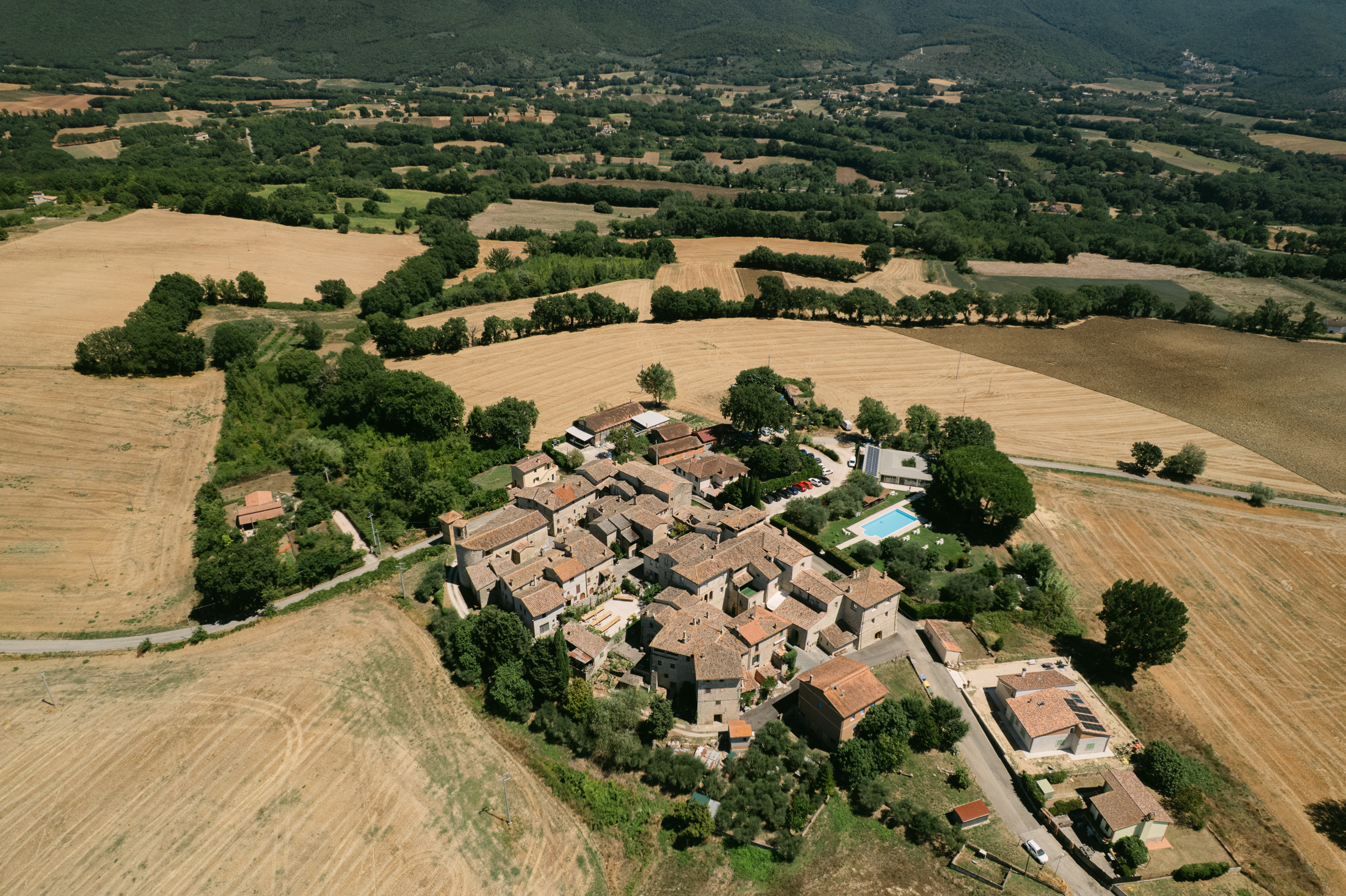 Michael Lee and Olha 2560px—2